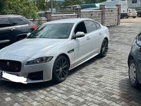 Używany Jaguar XF R 300 KM (220 kW) 2017 Biały Sedan/Limuzyna