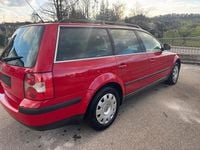 Second-hand VW Passat 115 CP (84 kW) 2007 Roșu Break