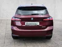 Gebraucht BMW 220 Active Tourer Luxury Line 156 PS (114 kW) 2025 Rot Van / Kleinbus
