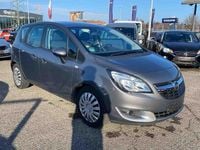 Gebraucht Opel Meriva 95 PS (69 kW) 2017 Silber Van / Kleinbus