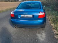 Gebraucht Audi A4 130 PS (95 kW) 2002 Blau Limousine
