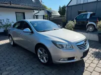 Gebraucht Opel Insignia 140 PS (102 kW) 2009 Silber Limousine