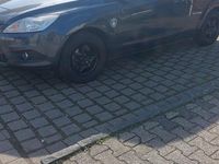 Gebraucht Ford Focus 2010 Grau Limousine