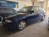 Gebraucht Opel Astra 150 PS (110 kW) 1992 Blau Limousine