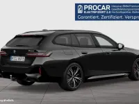 Gebraucht BMW 550e M Sport 489 PS (359 kW) 2025 Schwarz Kombi