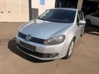 Gebraucht VW Golf VI Team 105 PS (77 kW) 2011 Reflexsilber metallic Kleinwagen