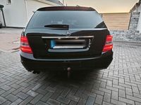 Gebraucht Mercedes C200 136 PS (100 kW) 2013 Schwarz Kombi