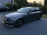 Gebraucht Mercedes E220 Avantgarde 194 PS (142 kW) 2018 Grau Limousine