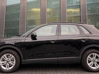 Gebraucht Audi Q3 Basis 150 PS (110 kW) 2024 Schwarz SUV