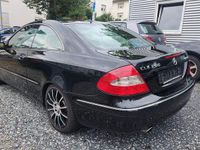 Gebraucht Mercedes CLK200 184 PS (135 kW) 2008 Obsidianschwarz  metalliclack Coupé