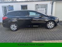 Gebraucht Ford Focus Titanium 125 PS (91 kW) 2015 Schwarz Limousine