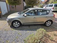 Second-hand Kia Ceed 116 CP (85 kW) 2011 Gri Hatchback