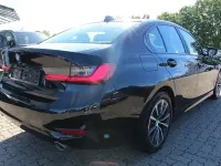 Gebraucht BMW 318 Sport Line 150 PS (110 kW) 2021 Schwarz Limousine