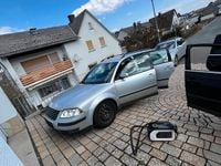 Gebraucht VW Passat 130 PS (95 kW) 2003 Silber Kombi