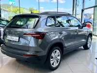 Gebraucht Skoda Karoq Selection 150 PS (110 kW) 2025 Grau SUV