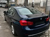 Gebraucht BMW 330 Advantage 184 PS (135 kW) 2018 Blau Limousine