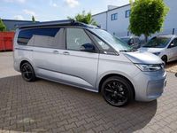 Gebraucht VW T7 Beach 150 PS (110 kW) 2025 Grau Van