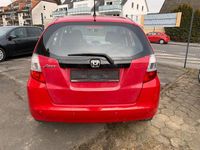 Gebraucht Honda Jazz Trend 90 PS (66 kW) 2011 Rot Kleinwagen