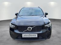 Neu Volvo XC40 Plus 163 PS (119 kW) 2025 Schwarz SUV