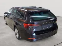 Gebraucht Skoda Octavia Ambition 150 PS (110 kW) 2023 Blackmagic perleffekt Kombi