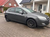 Usata Opel Astra 90 CV (66 kW) 2012 Grigio Utilitaria