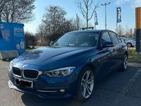 Gebraucht BMW 320 184 PS (135 kW) 2018 Blau Limousine