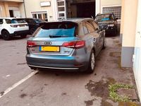 Gebraucht Audi A3 Sport 150 PS (110 kW) 2018 Grau Limousine