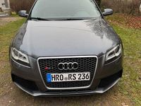 Gebraucht Audi RS3 Sport 400 PS (294 kW) 2011 Grau Limousine