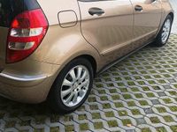 Gebraucht Mercedes A180 109 PS (80 kW) 2004 Gold Kleinwagen