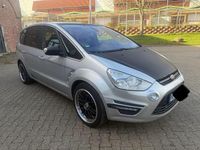 Gebraucht Ford S-MAX 140 PS (102 kW) 2012 Silber Van / Kleinbus