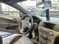 Gebraucht Opel Astra Cabriolet 141 PS (103 kW) 2006 Blau Cabrio