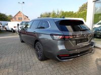 Gebraucht VW Passat Elegance 150 PS (110 kW) 2024 Grau Kombi