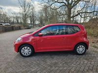 Gebraucht VW up! move up! 75 PS (55 kW) 2018 Rot Kleinwagen