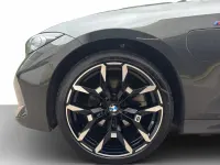 Gebraucht BMW 330e M Sport 292 PS (214 kW) 2025 Grau Limousine