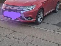 Second-hand Mitsubishi Outlander P-HEV 203 CP (149 kW) 2015 Roșu SUV