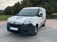 Gebraucht Opel Combo 95 PS (69 kW) 2017 Weiß Van / Kleinbus