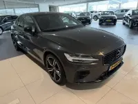 Gebraucht Volvo S60 R-Design 253 PS (186 kW) 2022 Grau Limousine