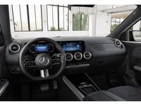 Gebraucht Mercedes GLA200 AMG line 163 PS (119 kW) 2024 Metalliclack kosmosschwarz (metallic) SUV