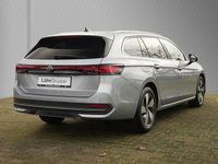 Gebraucht VW Passat Business 150 PS (110 kW) 2025 Oyster silver metallic Kombi
