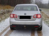 Gebraucht VW Jetta Trendline 122 PS (89 kW) 2009 Silber Limousine