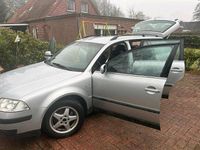 Gebraucht VW Passat 116 PS (85 kW) 2001 Grau Limousine