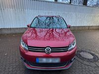 Gebraucht VW Touran Cross 105 PS (77 kW) 2011 Rot Van / Kleinbus