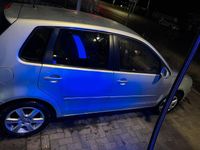 Gebraucht VW Polo 60 PS (44 kW) 2008 Grau Kleinwagen
