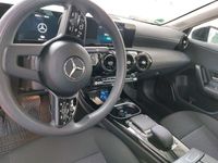 gebraucht Mercedes A250 e Kompaktlimousine Hybrid