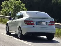 Gebraucht Mercedes CLC200 AMG 184 PS (135 kW) 2010 Weiß Coupé