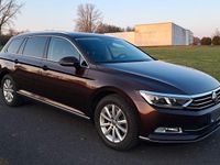 Gebraucht VW Passat Highline 150 PS (110 kW) 2018 Rot Limousine