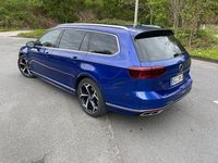 Gebraucht VW Passat R-line 200 PS (147 kW) 2020 Blau Kombi
