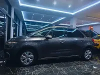 Gebraucht Citroën C4 SpaceTourer 131 PS (96 kW) 2019 Platiniumgrau/typ au Van / Kleinbus