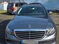 Usado Mercedes E220 194 CV (142 kW) 2016 Gris Berlina