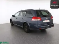 Gebraucht Opel Vectra 140 PS (102 kW) 2008 Blau Kombi